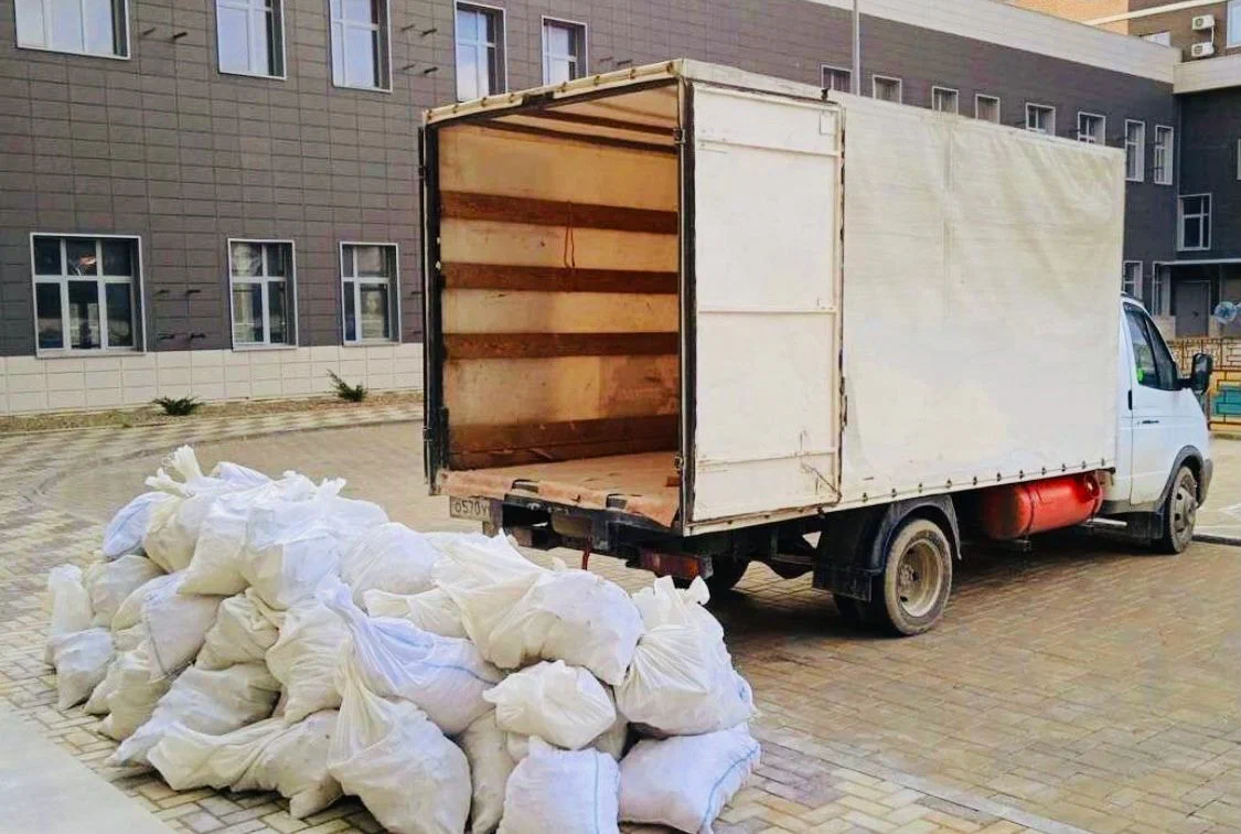 Вывоз строительного мусора из новостроек в Кирове-Чепецке в октябре