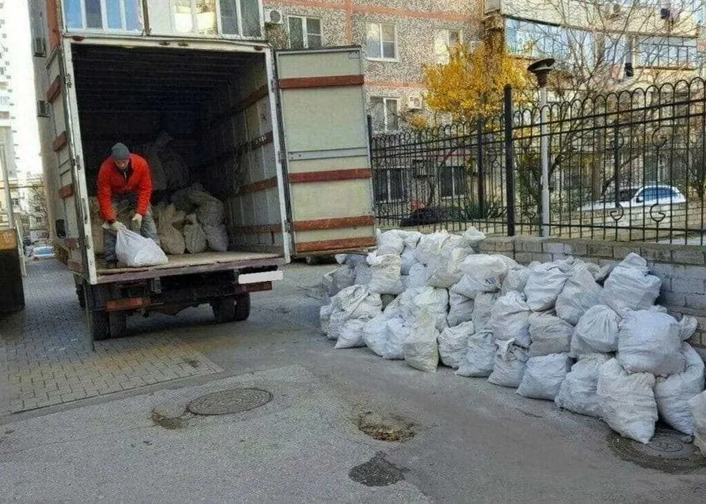 Вывоз мусора после переезда в Кирове-Чепецке в октябре